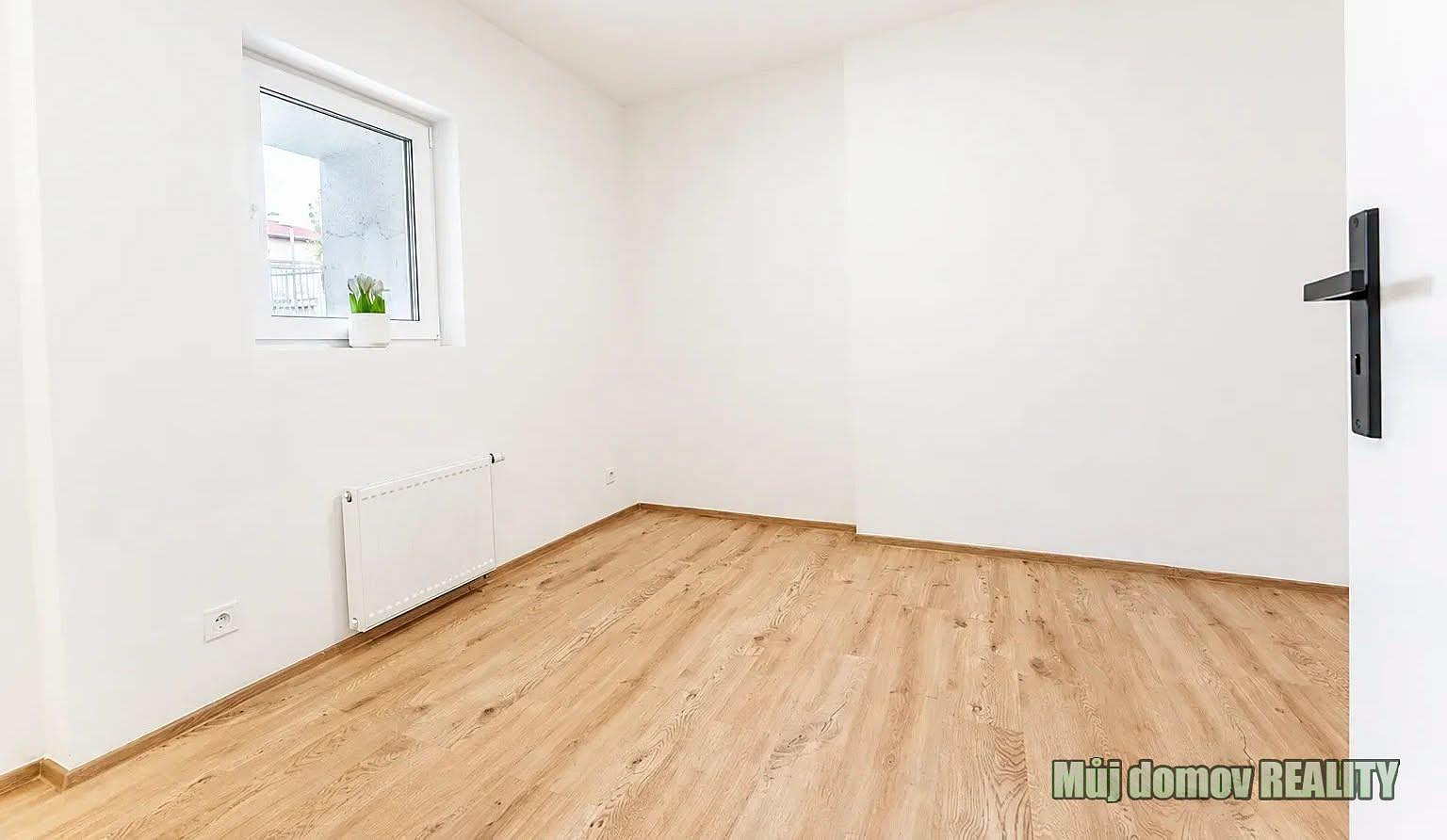 Pronájem bytu 1+kk 17 m² — photo 3