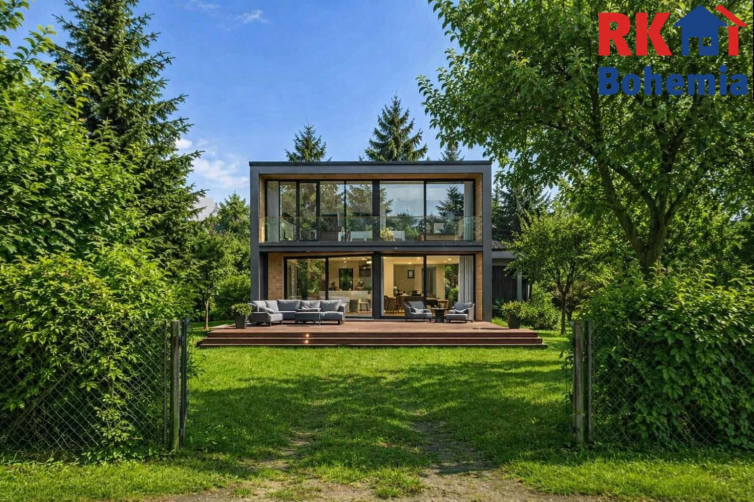 Prodej stavebního pozemku 472 m² – fotografie 4