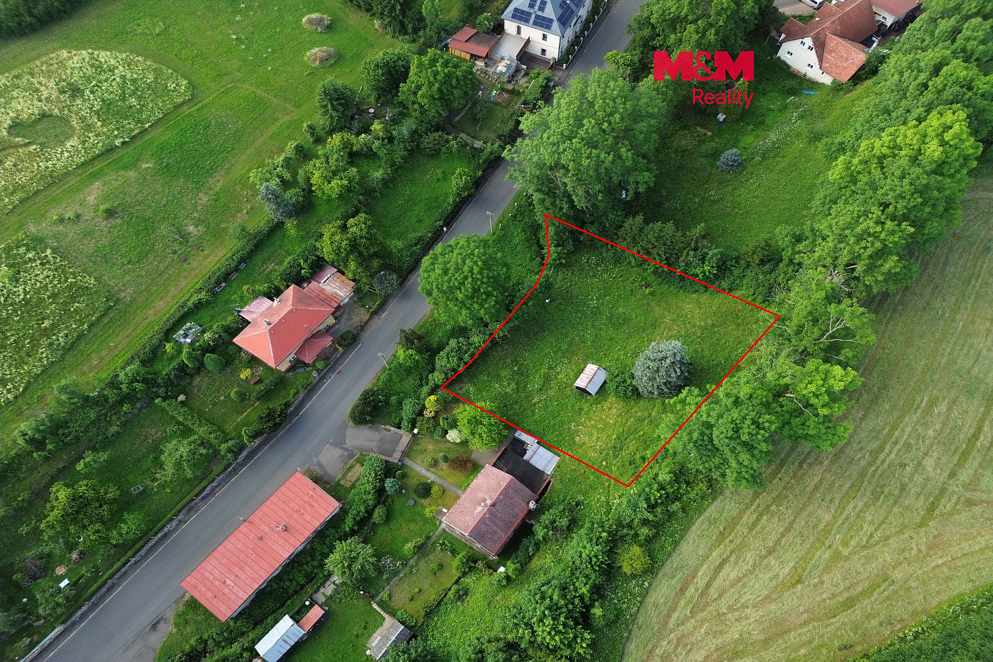 Prodej stavebního pozemku 1 326 m²