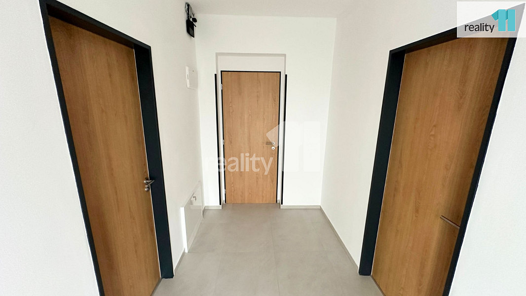 Pronájem bytu 2+kk 61 m² – fotografie 5