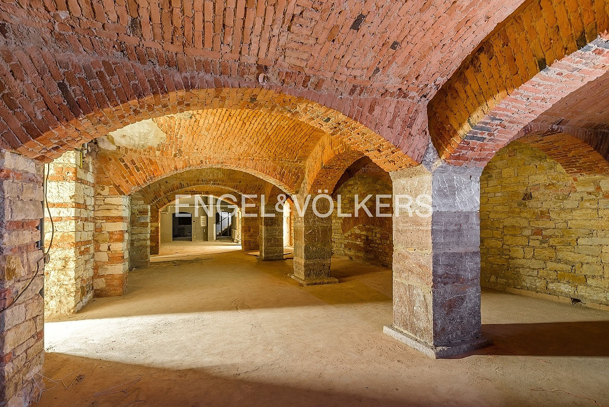 Pronájem obchodních prostor 531 m² – fotografie 3