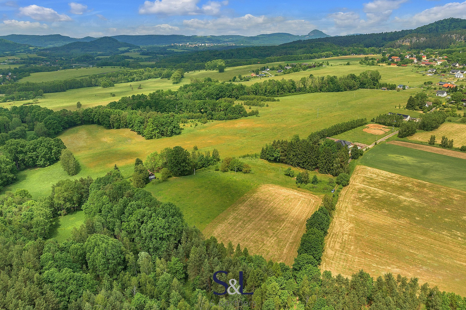 Prodej stavebního pozemku 3 160 m² – fotografie 5