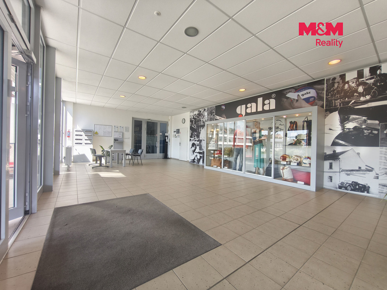 Pronájem skladovacích prostor 383 m² – fotografie 2
