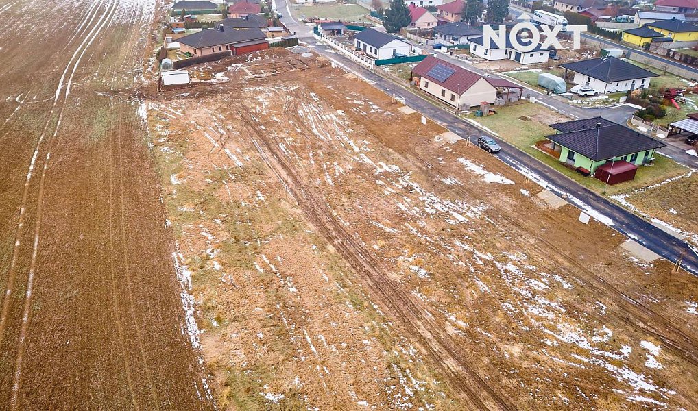 Prodej stavebního pozemku 1 020 m², Lišov – náhled fotky 9