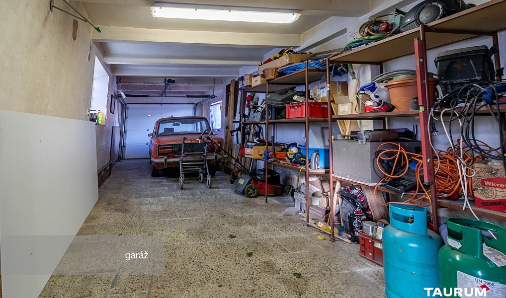 Prodej domu 329 m² s pozemkem 1 052 m², Manětín – náhled fotky 20