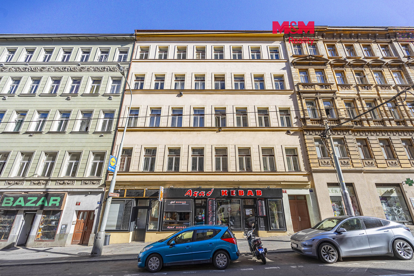 Pronájem komerčního objektu (jiného typu) 100 m²