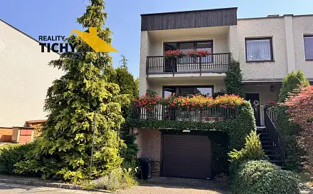 Prodej domu 171 m² s pozemkem 418 m², Na louce, Hronov, okres Náchod