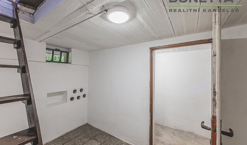 Prodej chaty/chalupy 32 m² s pozemkem 414 m², Hradec Králové – náhled fotky 10
