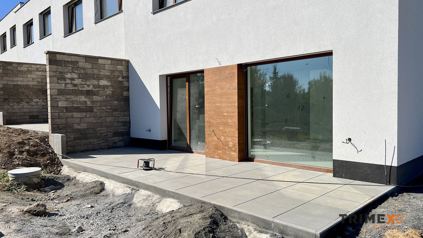 Prodej domu 131 m² s pozemkem 295 m² – fotografie 2