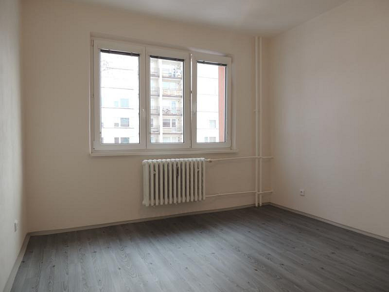 Pronájem bytu 2+1 53 m² – fotografie 3