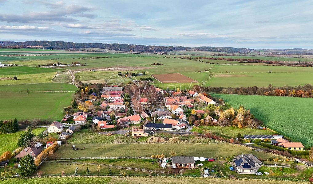 Prodej stavebního pozemku 859 m², Malá Hraštice – náhled fotky 6