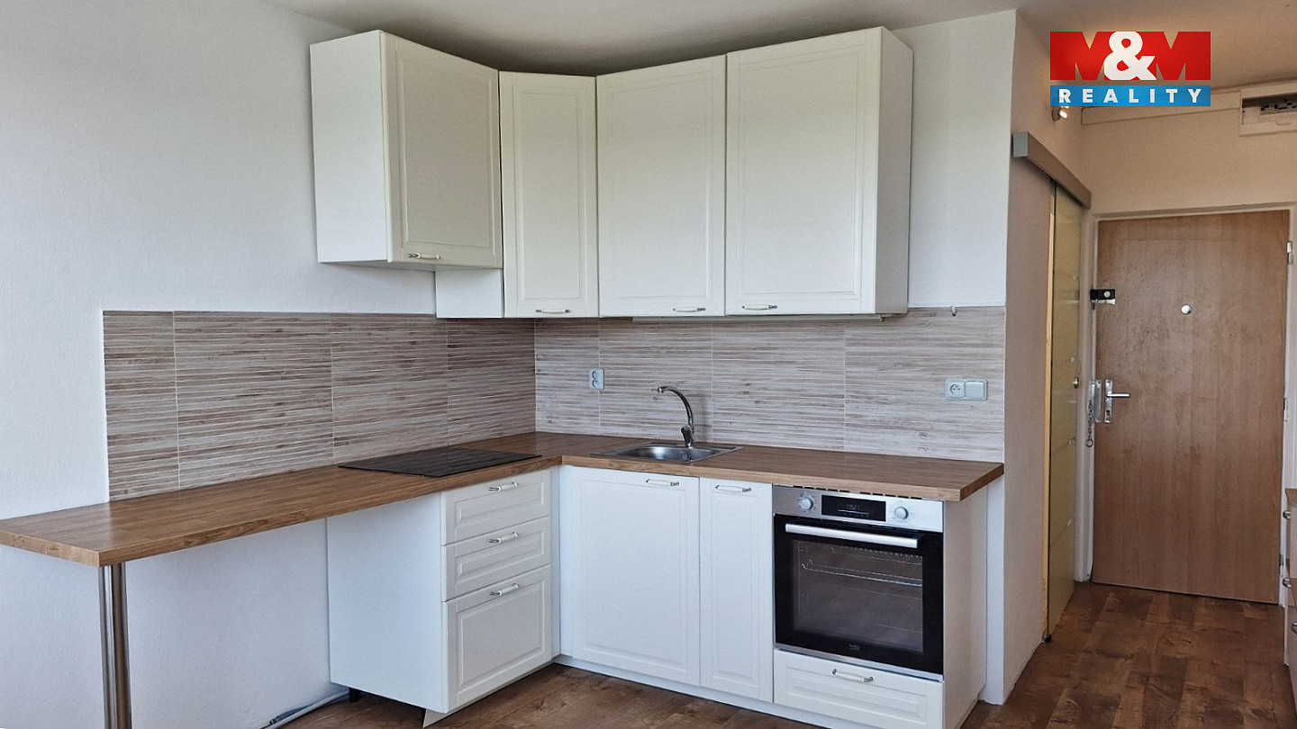 Pronájem bytu 2+kk 40 m² — photo 2