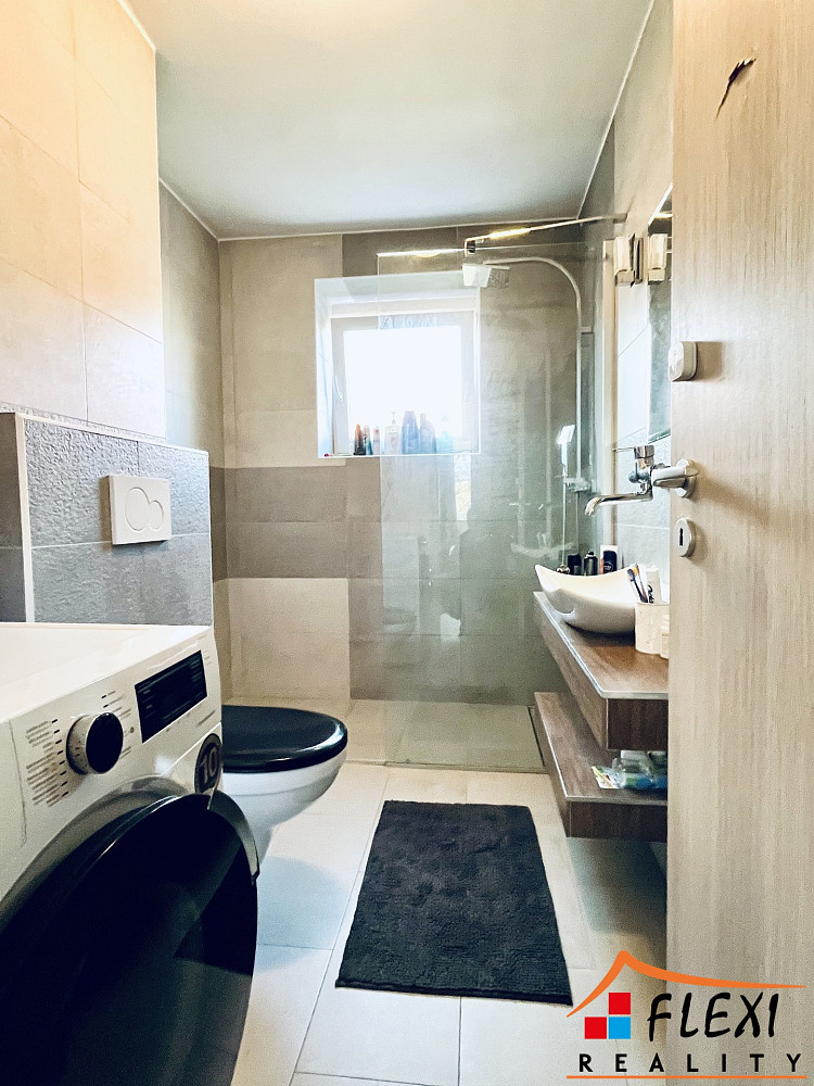 Pronájem bytu 2+1 52 m² – fotografie 2