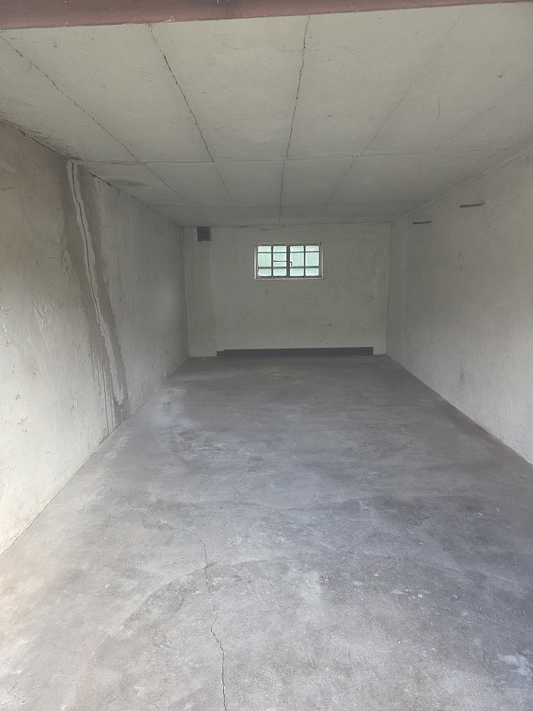 Pronájem garáže 24 m² ul. Úvoz – fotografie 4