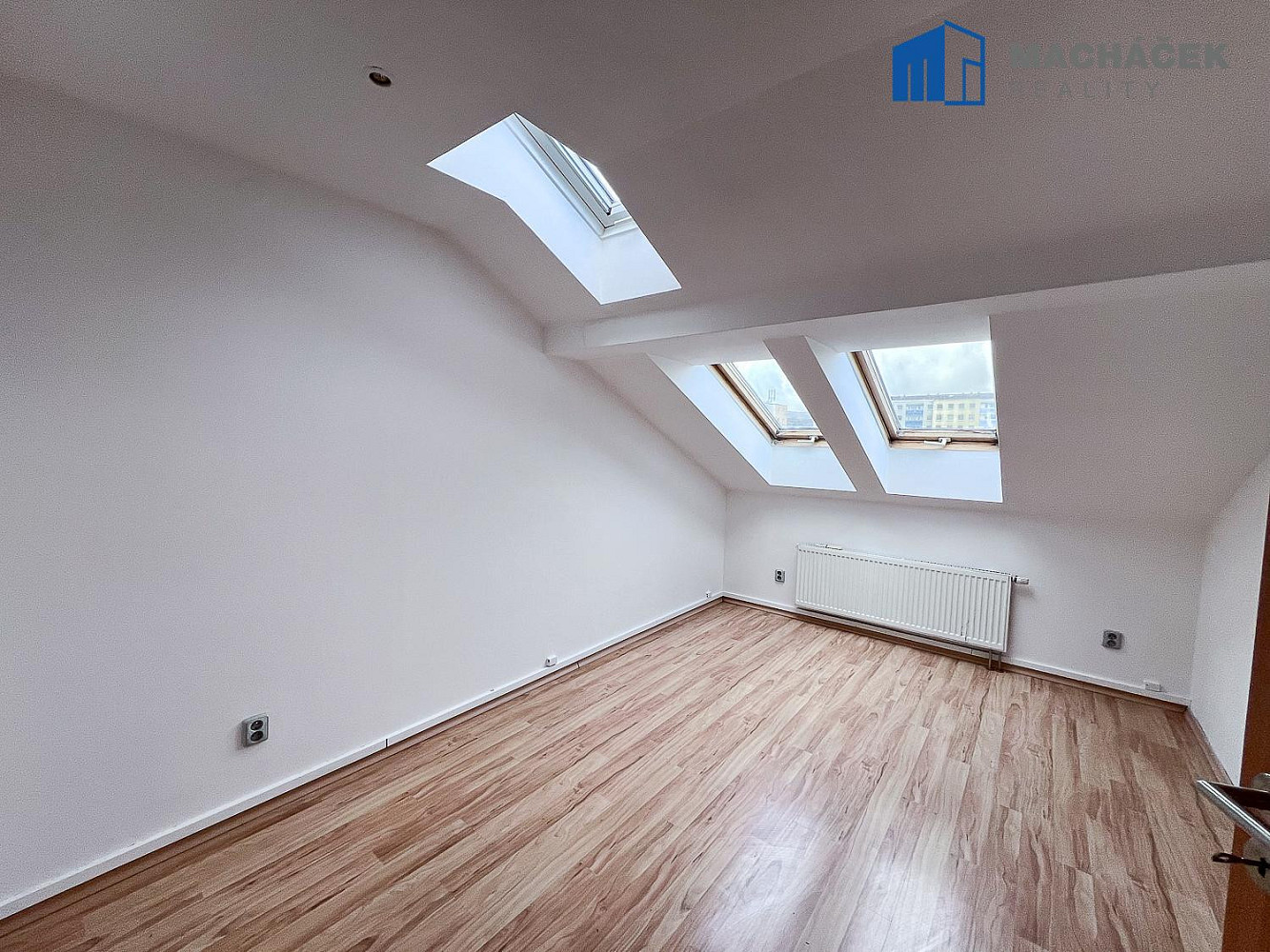 Prodej domu 278 m² s pozemkem 128 m² – fotografie 5