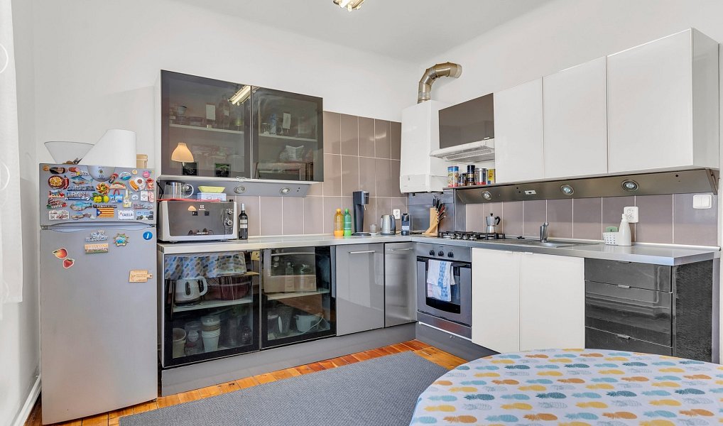 Prodej nájemního domu, činžáku 388 m², Praha – náhled fotky 9