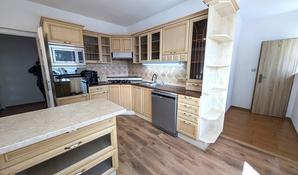 Prodej domu 240 m² s pozemkem 1 087 m², Kozolupy – náhled fotky 9