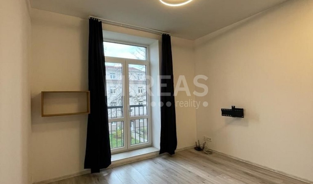 Pronájem bytu 2+kk 41 m², Milovice – náhled fotky 4