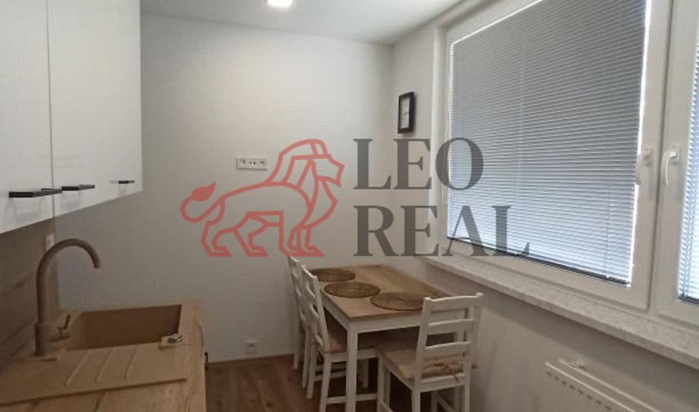 Prodej bytu 3+1 71 m², Hodonín – náhled fotky 2