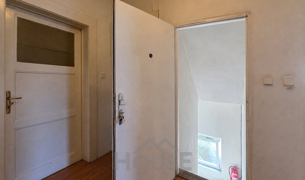 Prodej domu 275 m² s pozemkem 739 m², Praha – náhled fotky 24