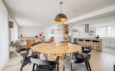 Pronájem domu 220 m² s pozemkem 270 m², Návazná, Praha 6 - Suchdol