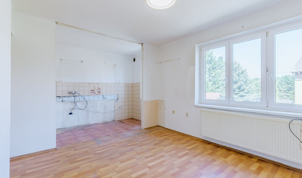 Prodej bytu 4+kk 90 m², Býchory – náhled fotky 3