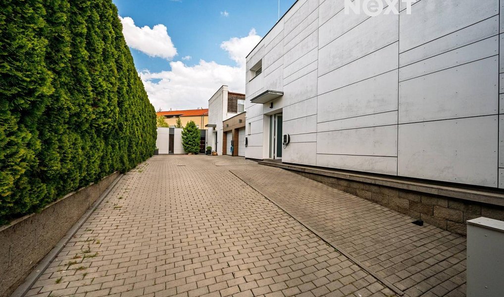 Prodej domu 141 m² s pozemkem 458 m², Jenštejn – náhled fotky 24