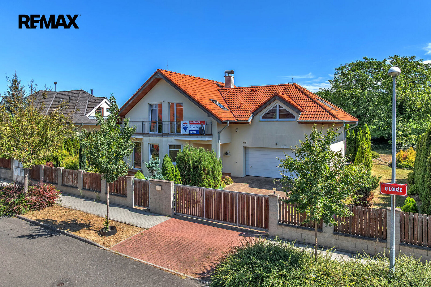 Prodej domu 224 m² s pozemkem 939 m²