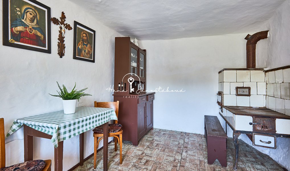 Prodej domu 83 m² s pozemkem 1 607 m², Štěkeň – náhled fotky 3