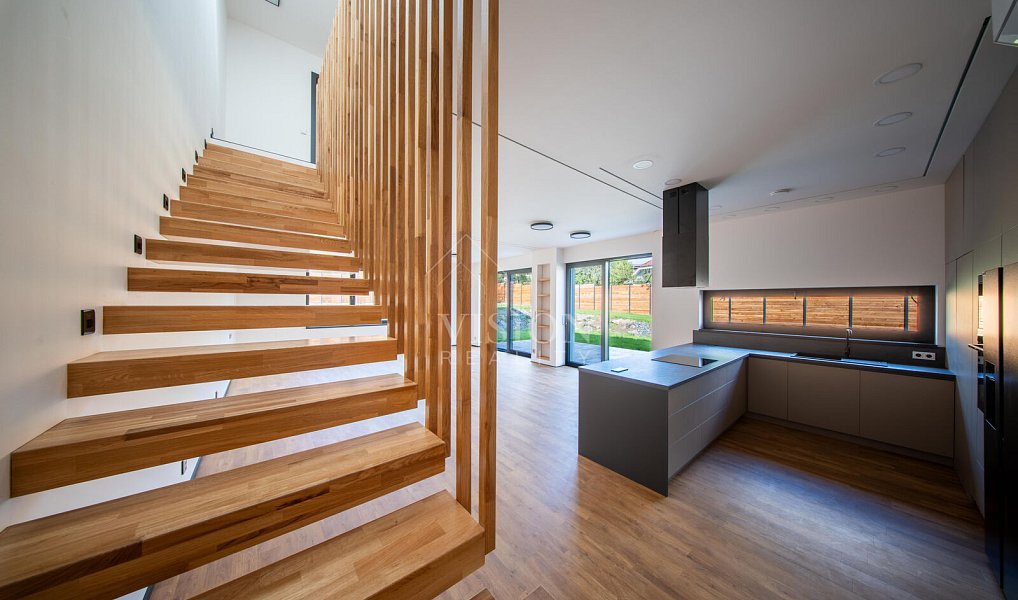 Prodej domu 159 m² s pozemkem 450 m², Říčany – náhled fotky 2
