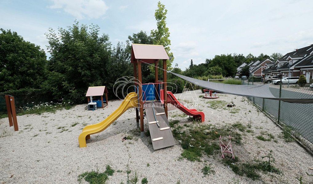Pronájem domu 124 m² s pozemkem 76 m², Nelahozeves – náhled fotky 34