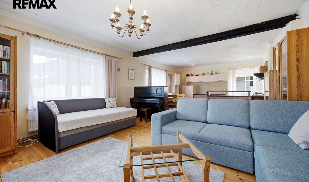 Prodej domu 240 m² s pozemkem 808 m², Karlovy Vary – náhled fotky 3