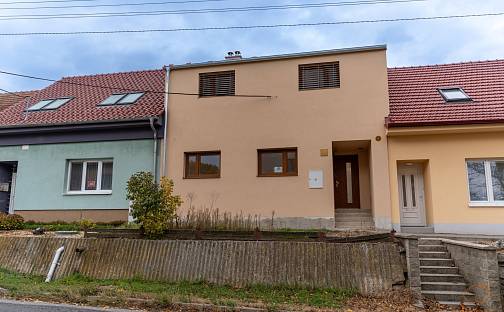 Prodej domu 239 m² s pozemkem 411 m², Měnín, okres Brno-venkov