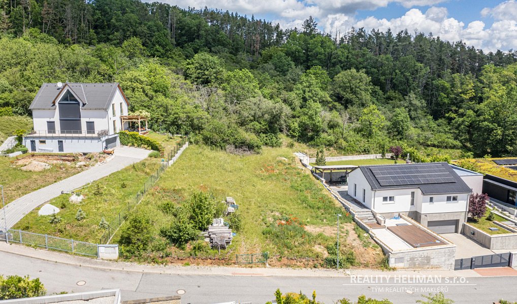 Prodej stavebního pozemku 1 037 m², Hýskov – náhled fotky 6