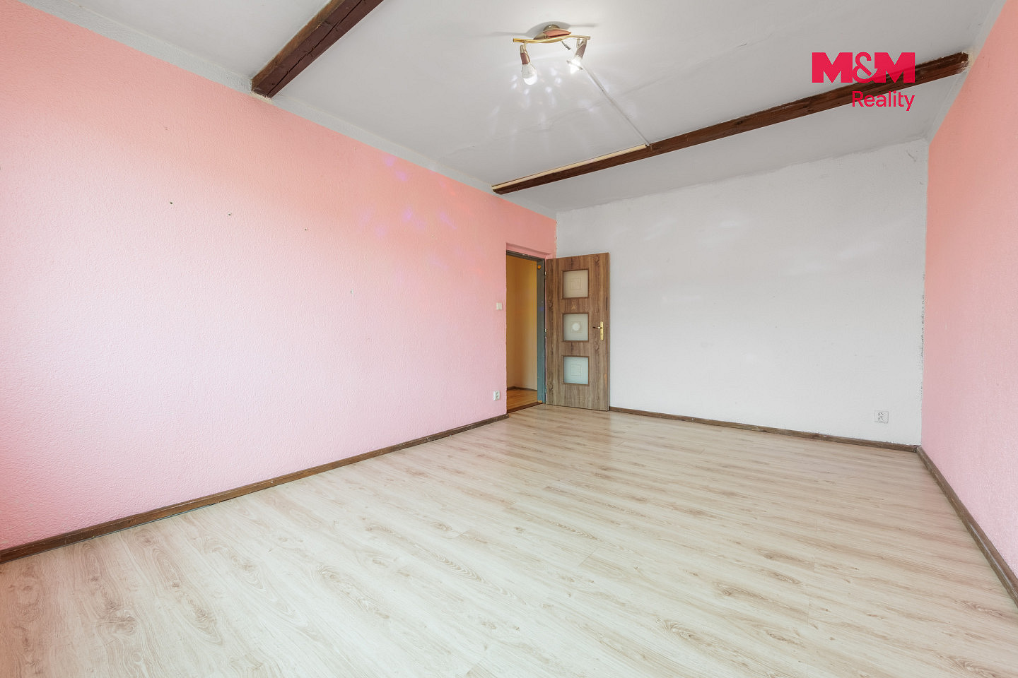 Prodej bytu 2+1 52 m² — photo 2