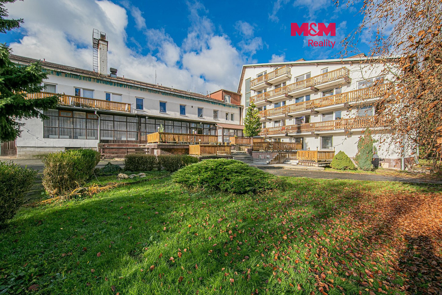 Prodej ubytovacího objektu 2 200 m²