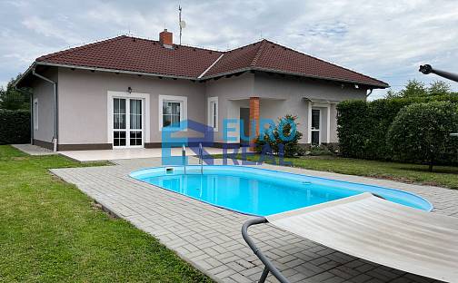 Prodej domu 245 m² s pozemkem 1 549 m², Luční, Vestec, okres Praha-západ