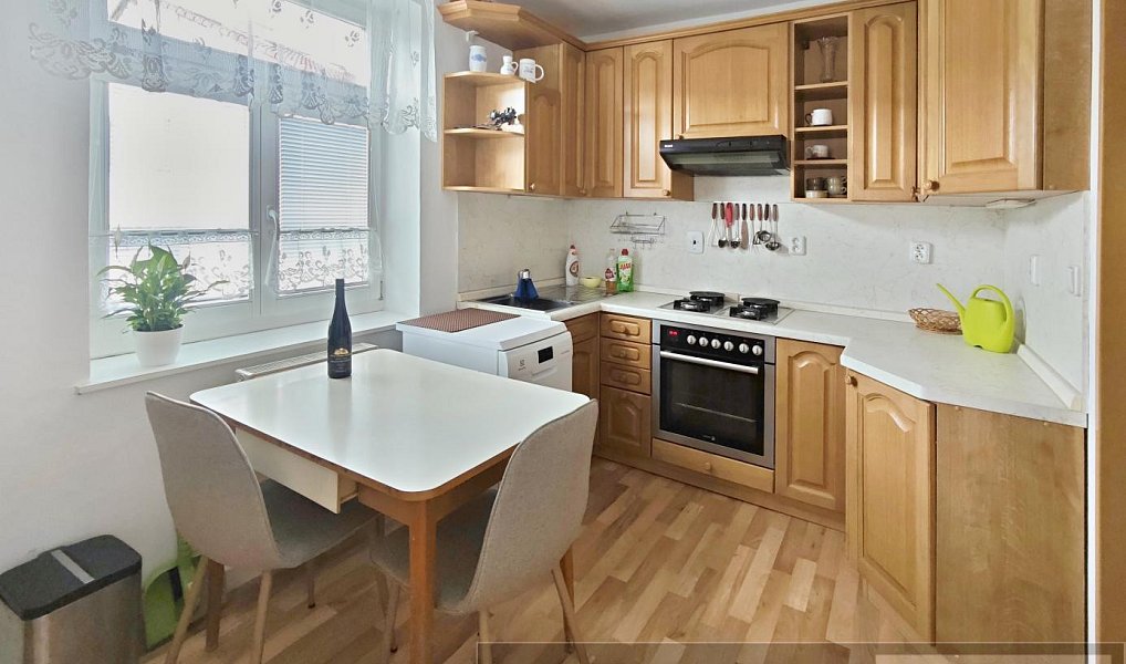 Pronájem bytu 2+1 54 m², Jihlava – náhled fotky 2