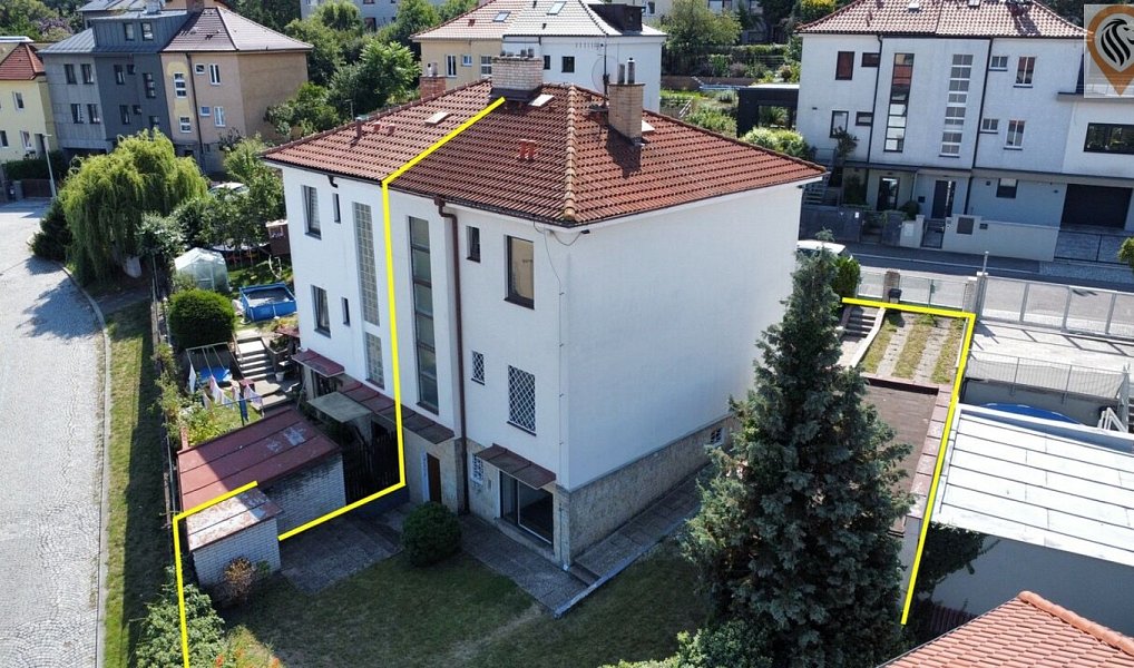 Prodej domu 115 m² s pozemkem 318 m², Praha – náhled fotky 2