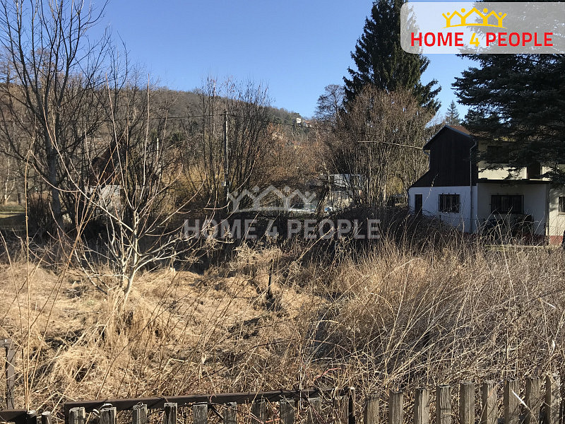 Prodej pozemku 585 m²