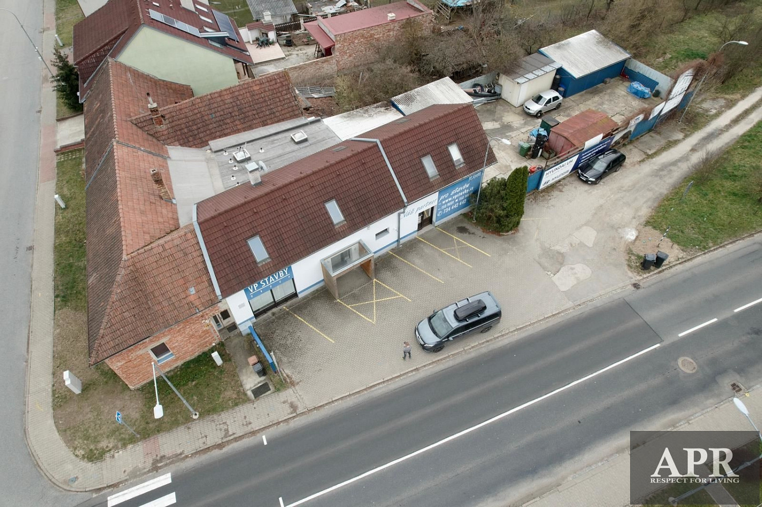 Pronájem obchodních prostor 286 m²