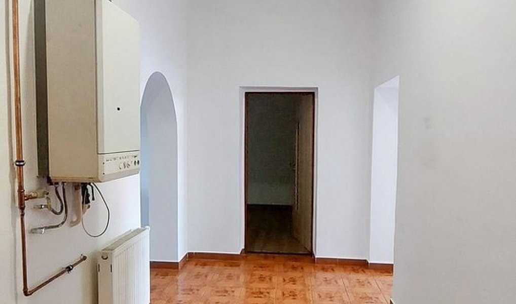 Pronájem bytu 2+1 80 m², Cheb – náhled fotky 14