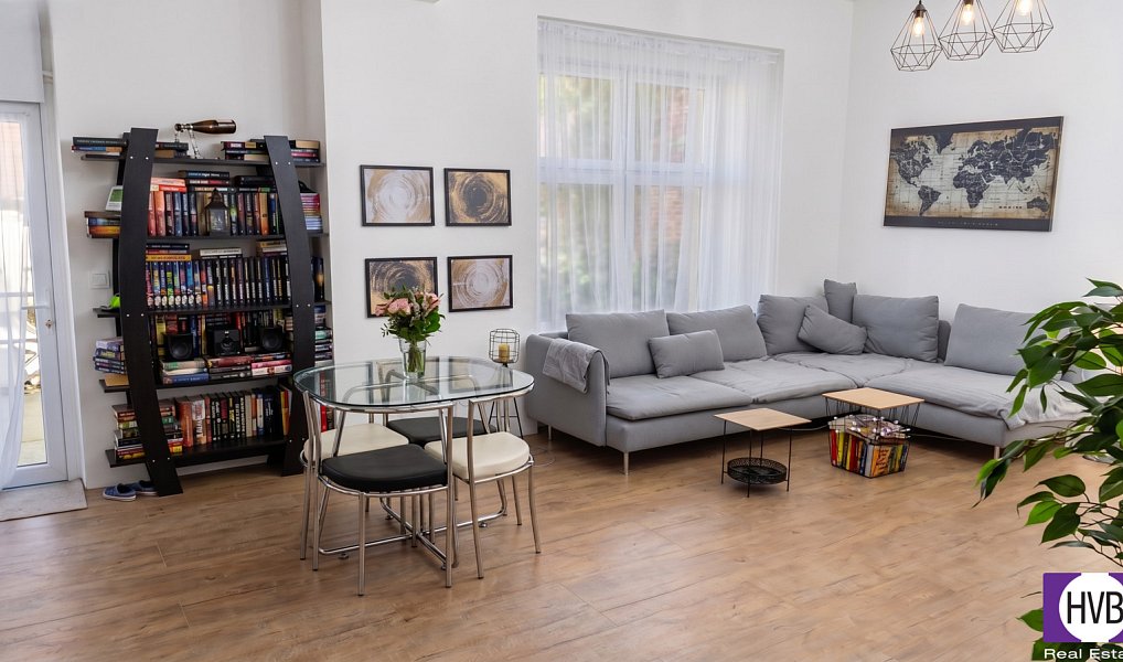 Prodej domu 174 m² s pozemkem 477 m², Roudnice nad Labem – fotka 1 z 14