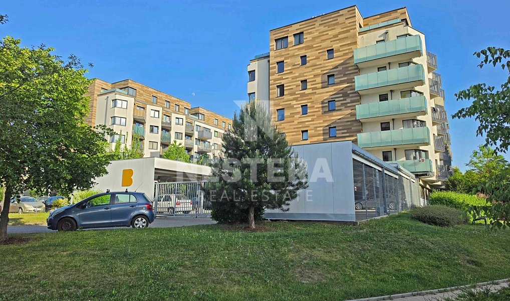 Prodej bytu 3+kk 83 m², Praha – náhled fotky 30