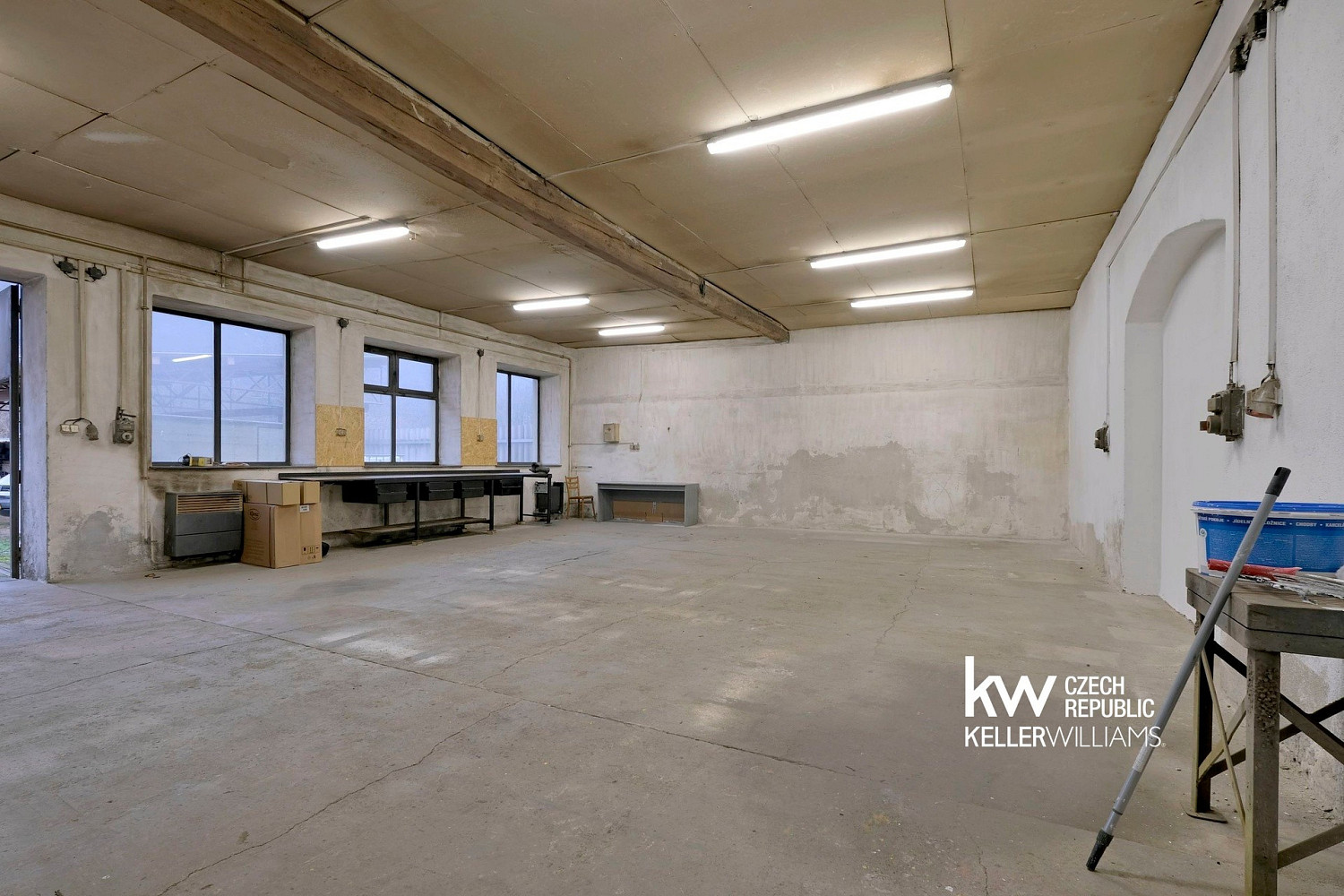Pronájem skladovacích prostor 100 m² – fotografie 4
