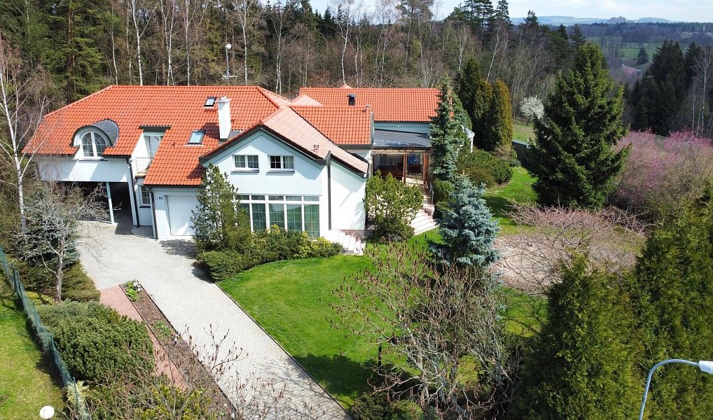 Prodej domu 610 m² s pozemkem 2 629 m², Karlovy Vary – fotka 1 z 29