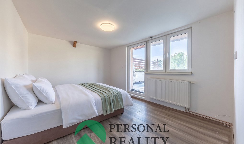 Prodej domu 161 m² s pozemkem 245 m², Zlonice – náhled fotky 18