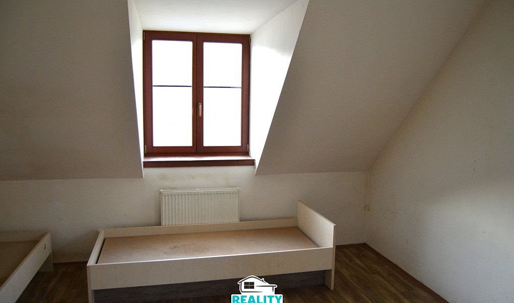 Prodej domu 690 m² s pozemkem 611 m², Hejnice – náhled fotky 7