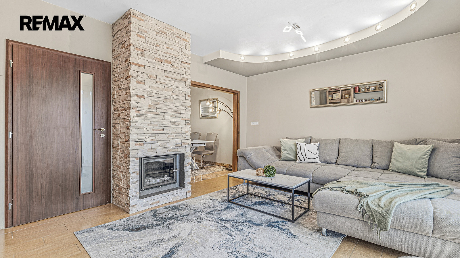 Prodej domu 213 m² s pozemkem 290 m² — photo 2