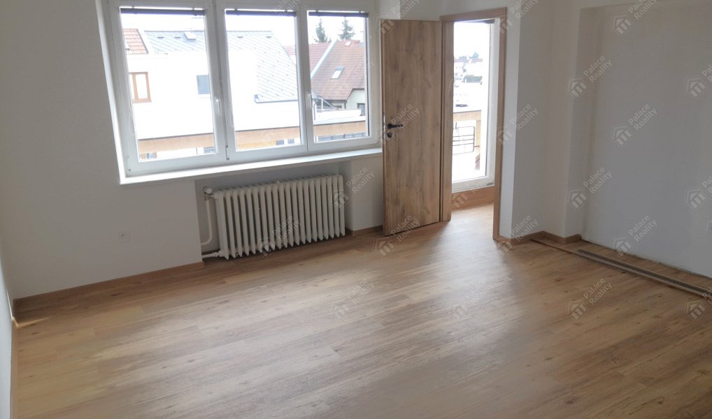 Pronájem bytu 3+kk 90 m², Hradec Králové – náhled fotky 10